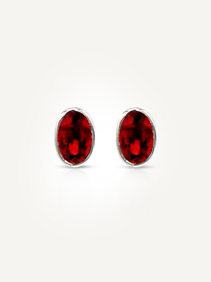 Oval-Cut Garnet Stud Earrings in 925 Sterling Silver