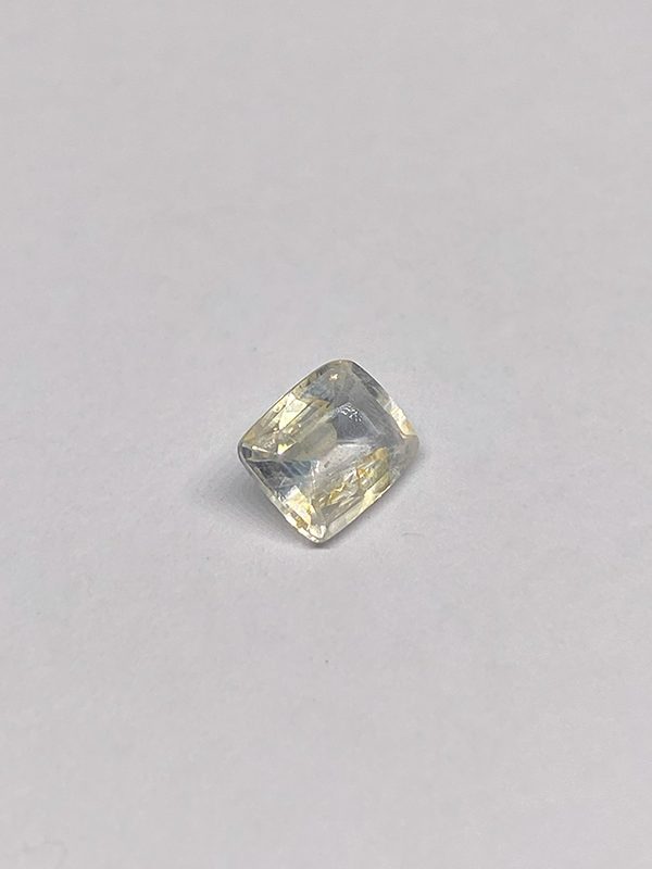 Natural White Sapphire 1.0ct