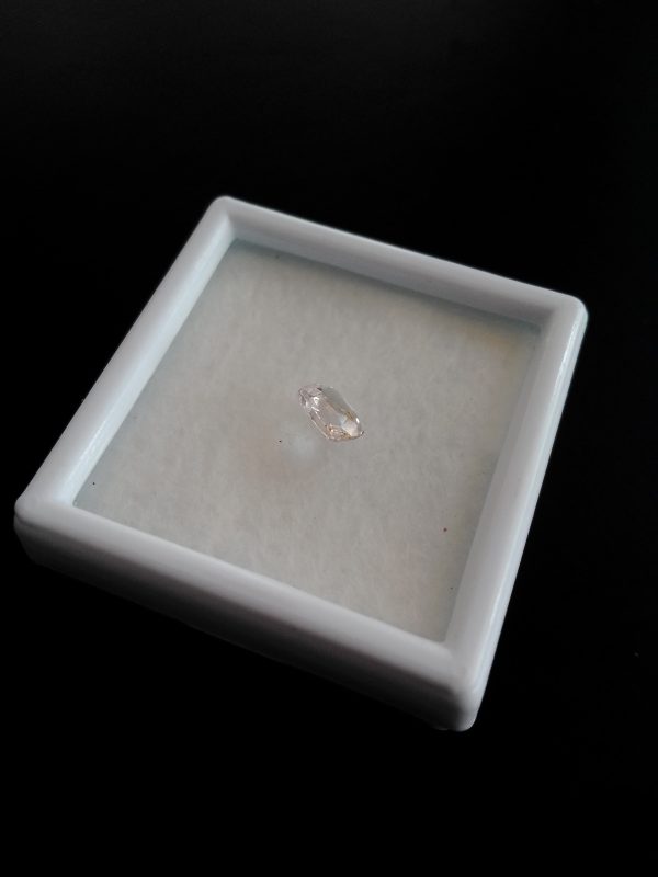 Natural white Sapphire xx cat - 2