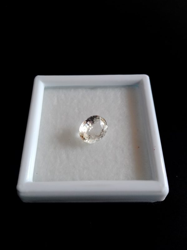 Natural white Sapphire 2.45 Carat