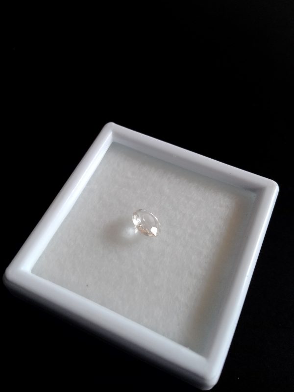Natural white Sapphire xx cat - 16