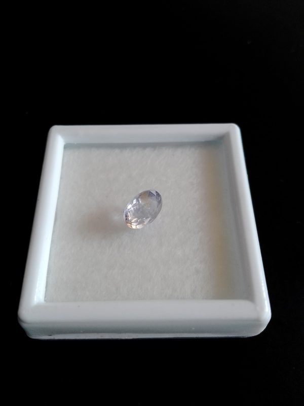 Natural white Sapphire xx cat - 18
