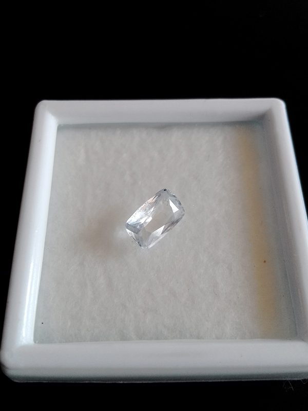 Natural white Sapphire 1.2 Carat